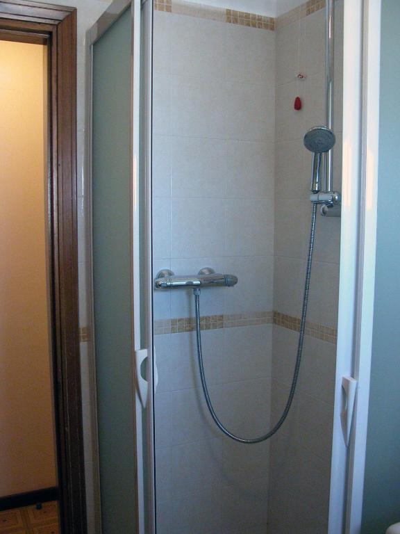 Hotel Calabresi San Benedetto del Tronto Zimmer foto